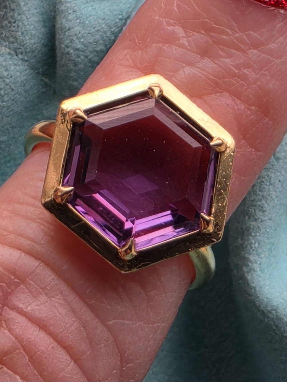 Tiffany & Co. 18k Gold Amethyst Hexagon Ring